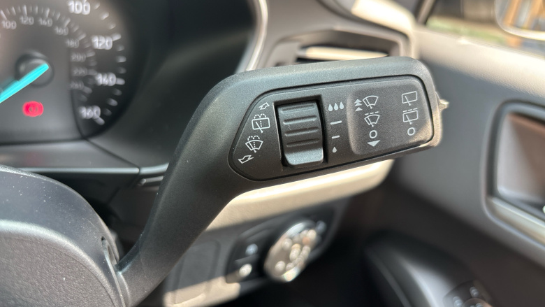 Ford Focus 1.0 EcoBoost Hybrid mHEV 155 Titanium 5dr Auto Petrol Hatchback